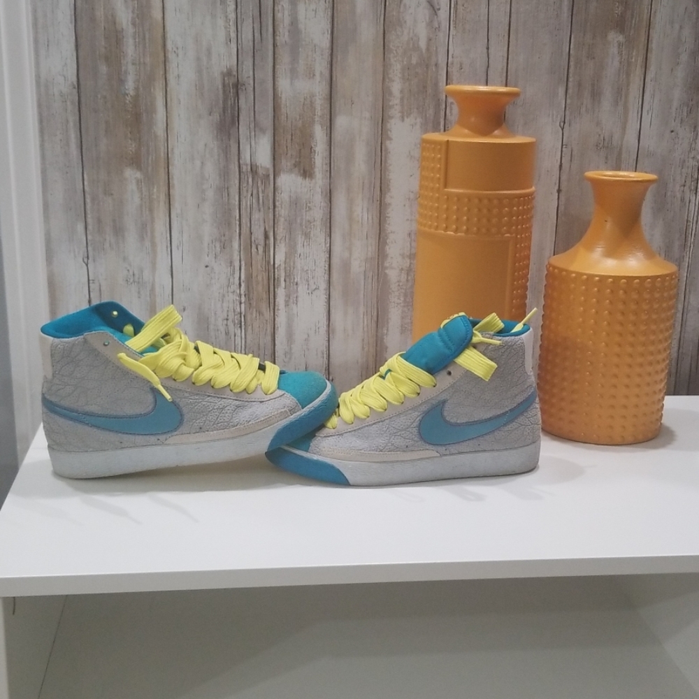 Nike Size 6.5 Womens Blazer High Athletic Shoes